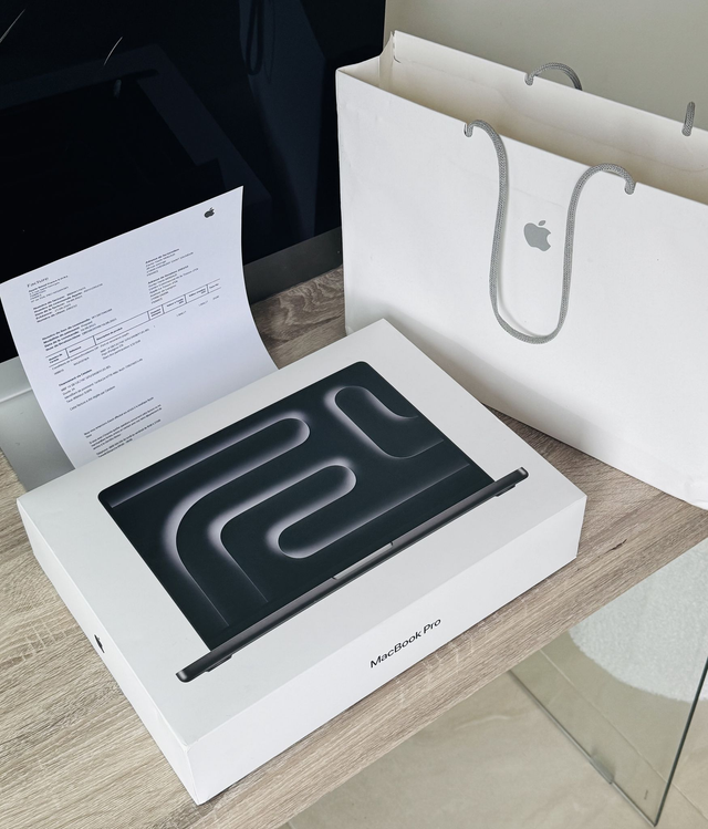 MacBook Pro 14&#039;&#039; M4 PRO 24G 512G 2025 NEUF sous blister