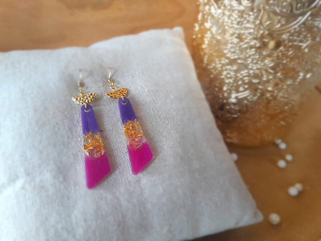 ✨IRIS ✨Boucles d'oreilles en résine - Rose violet doré