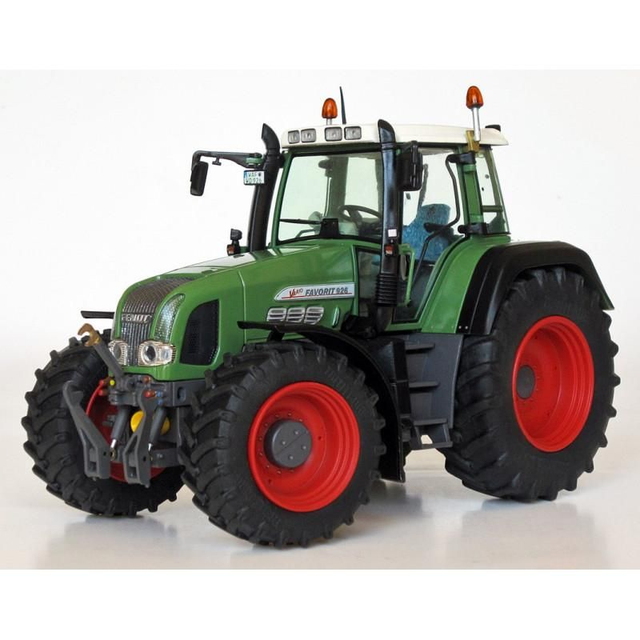 FENDT FAVORIT 926 Vario Gén2 W1026 WEISE TOYS 1/32

