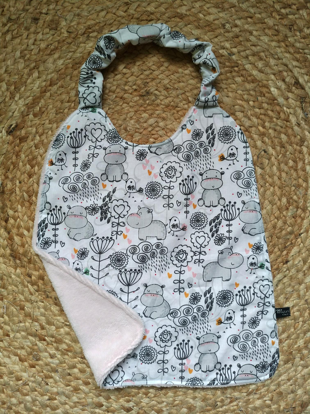 Serviette de cantine / grand bavoir 