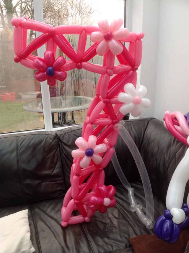Number Seven (7th) Flower Balloon Sculpture - Pink