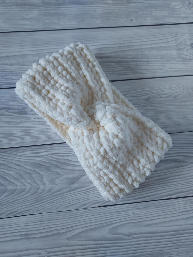 Cream Crochet Ear Warmer, Earwarmers, Crochet Headband, Knit Headband, Child Earwarmer Size 1-3Yrs 