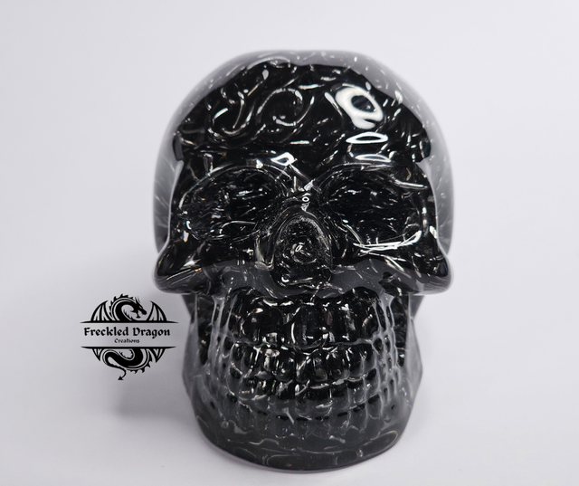 Skull - Black Chain - High Gloss
