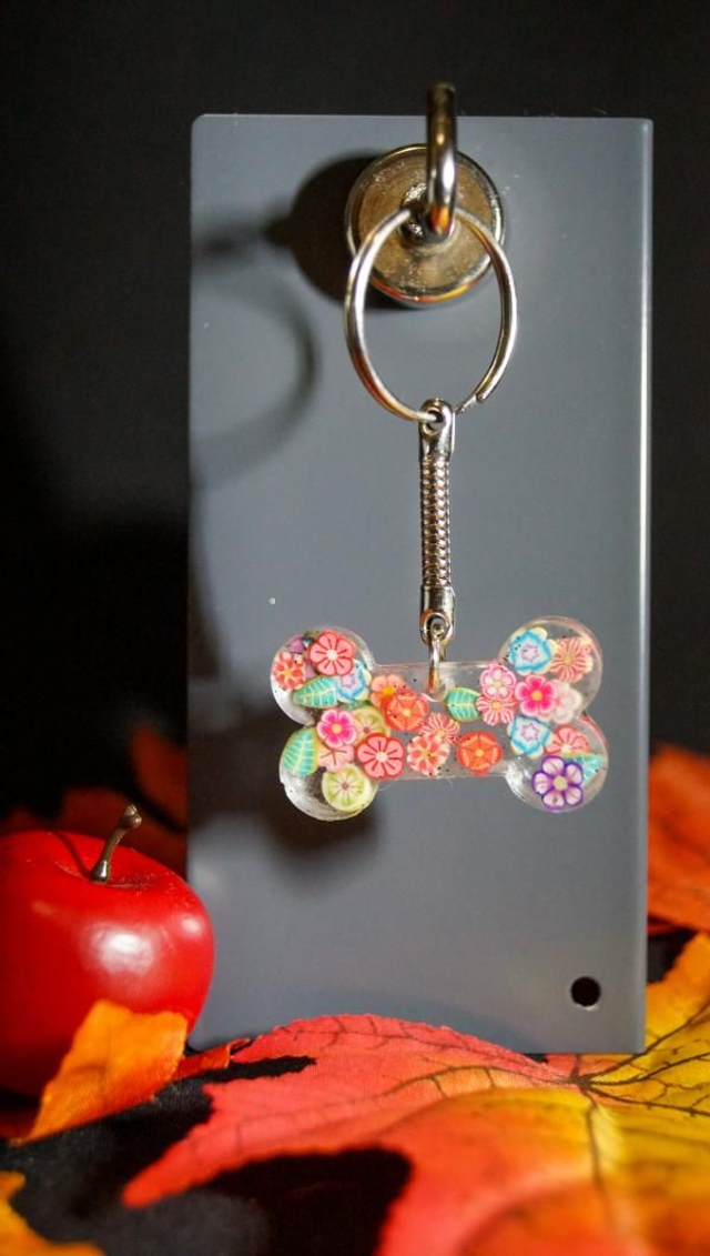 Porte clef nonos fleur