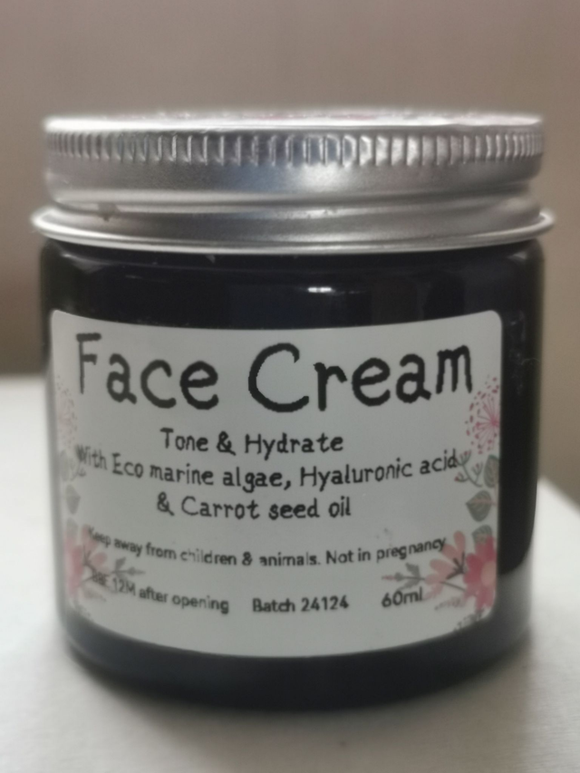 Face Cream-Tone &amp; Hydrate     60ml