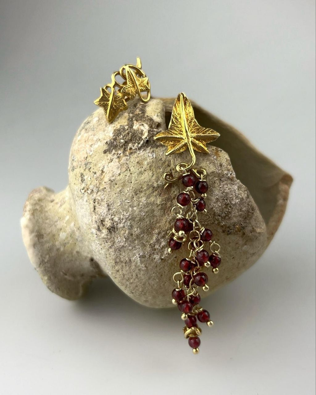 Orecchini Vite in Granato e Argento Dorato