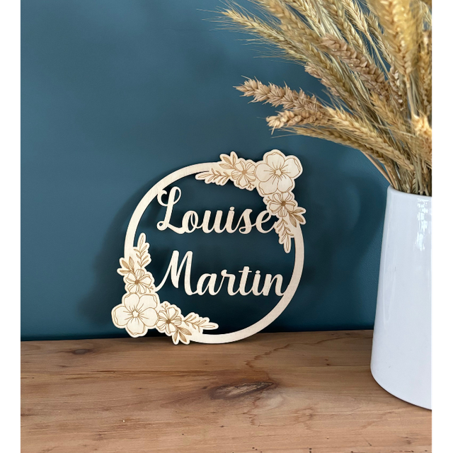 Couronne en bois "fleurs" - Personnalisable