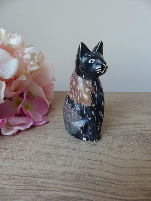 Figurine Chat Africain en Stéatite Sculptée à la Main – Noir &amp; Marron – Art du Kenya – Statuette Féline Vintage – Collection Chats