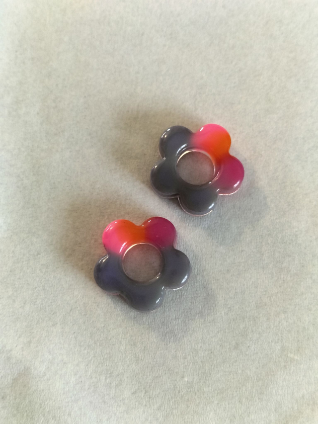 Créoles et pampilles fleurs tricolores