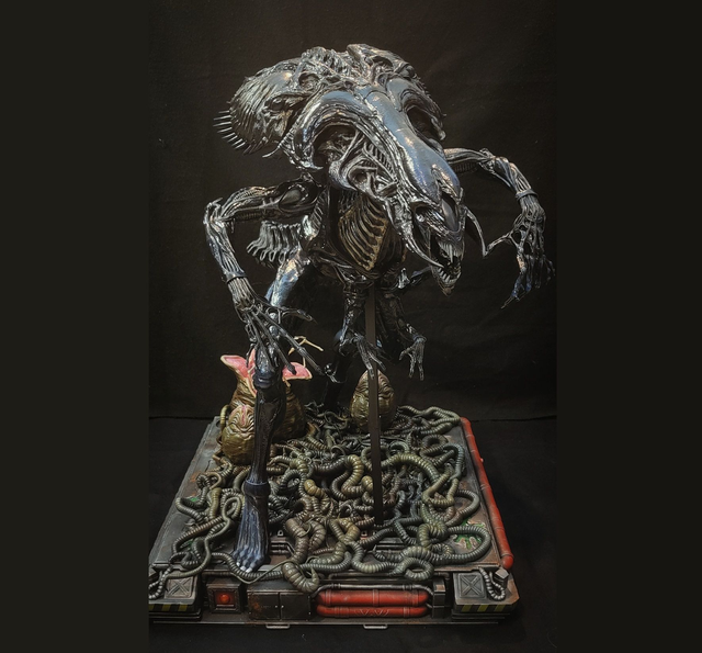 ALIEN QUEEN Peinte 1/6e VENDU