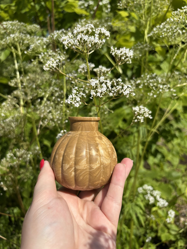 Vase marbré marron