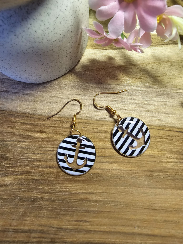 Boucles d&#039;oreilles 20mm OR -&quot;Un Cœur à la Mer&quot; — L&#039;élégance au rythme des vagues-ancre noir