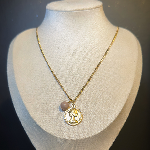 Collier classique money pierre de soleil