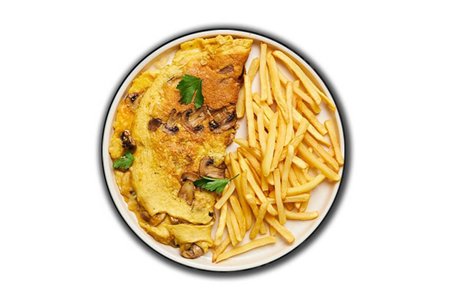 3 Eggs Omlette with Cheese and Chips