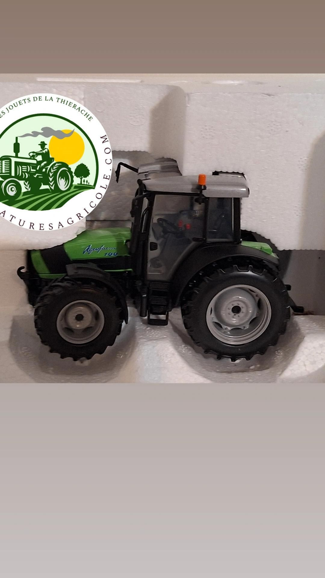 DEUTZ-FAHR Agrofarm 100

Ros 30108