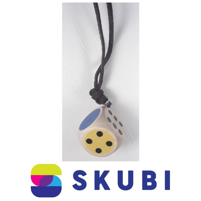 Přívěsek dřevěný - na krk - hrací kostka s puntíky barevná