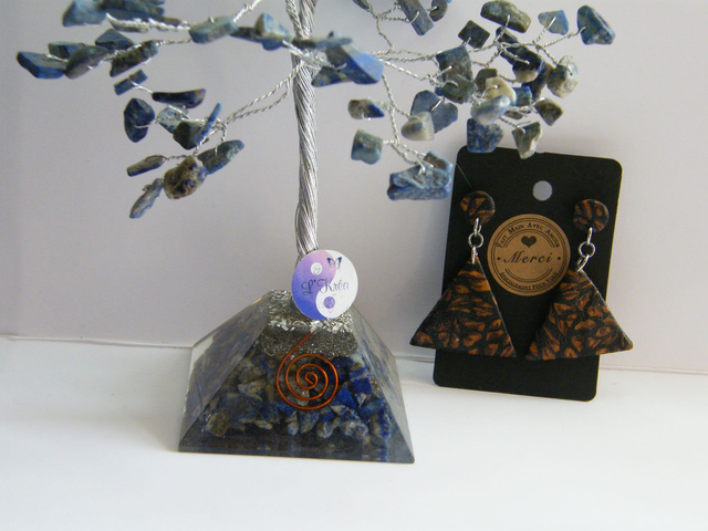 Triangle Marron/Noir/Doré