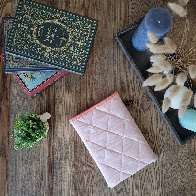 Pochette pour livre Grand Format : Saumon géométrique