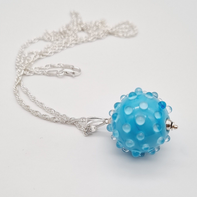 Pendentif Boule bleue ciel