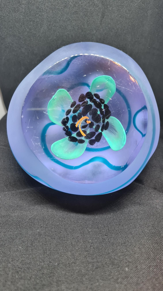 Caithness Leopard Flower Paperweight