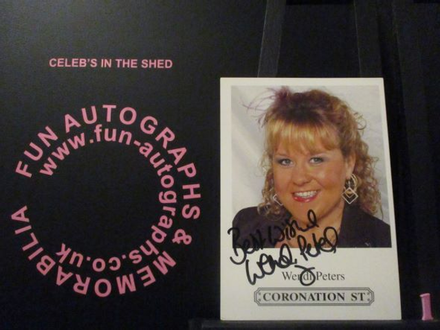 Wendi Peters (Cilla Battersby-Brown) Authentic Autographed Coronation Street 6x4 Cast Card (1)(SEE PIC)