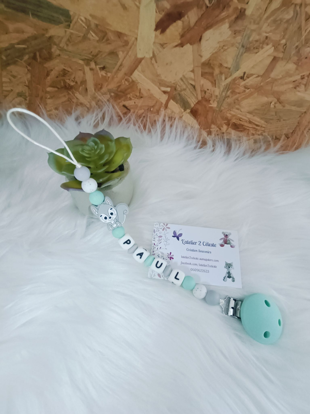 Attache tétine en silicone Ecureuil gris