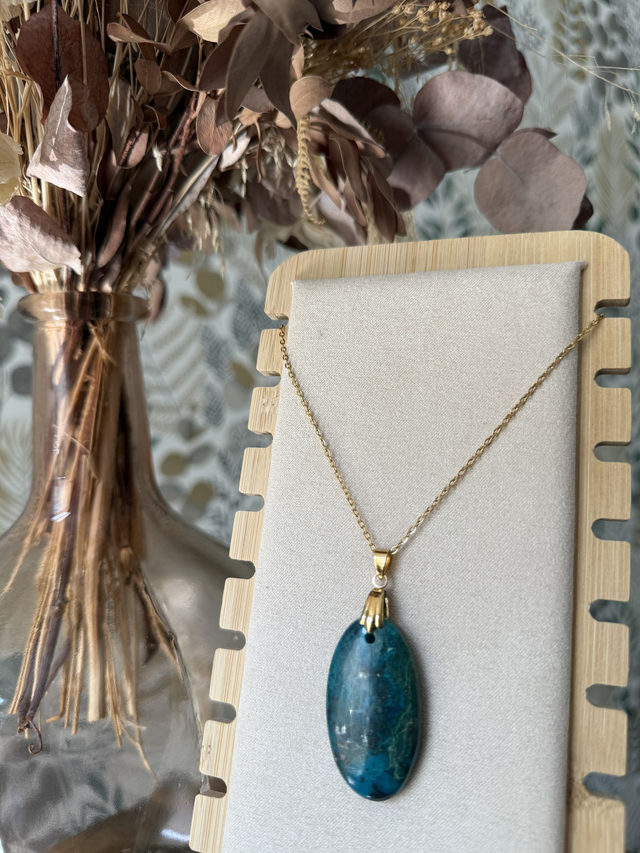 Collier Pendentif en Chrysocolle sur Chaine en Inox dorée