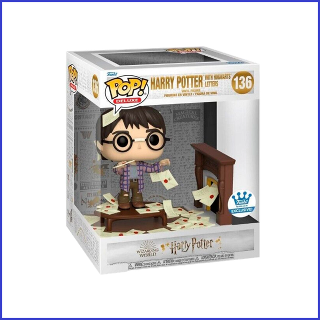 POP figure Deluxe Harry Potter Anniversary Harry Potter with Hogwarts Letters Exclusive #136