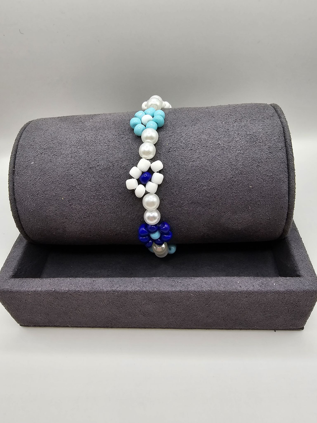 Beaded Flower Bracelet.