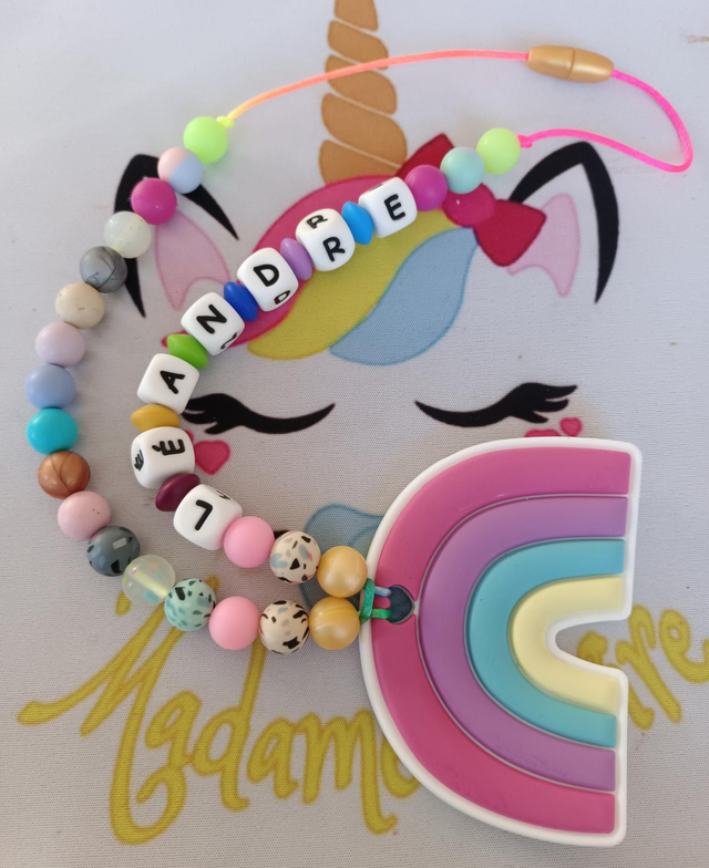 Collier à mâcher Arc-en-ciel