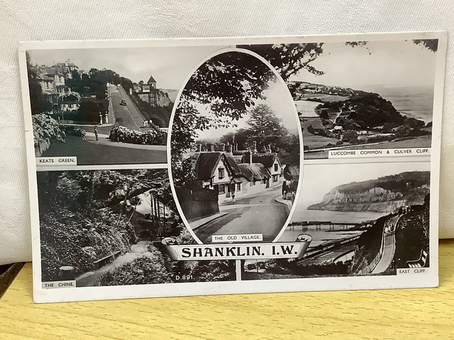 Shanklin, Isle of Wight Multiview , Keats Green, The Chine etc. Posted 1949 Vintage Dean postcard. Our Ref No. R640 £2.50