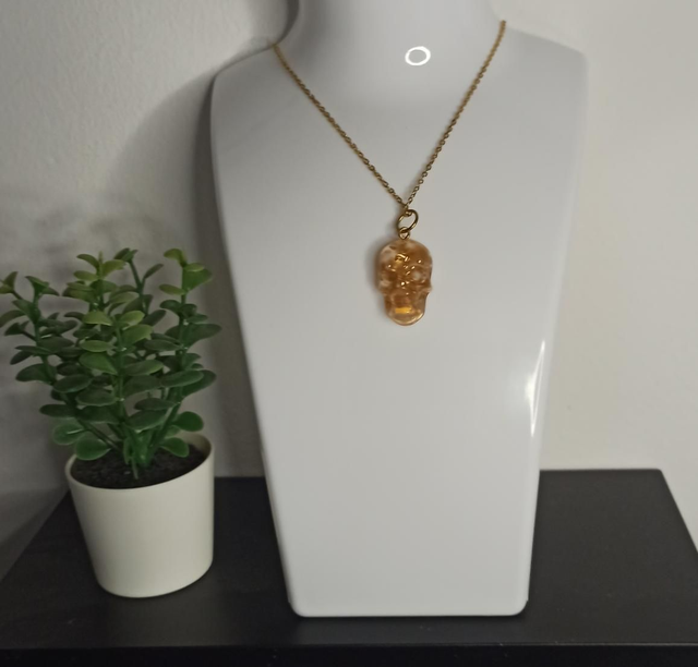 Pendentif SKULL éclat d&#039;or 