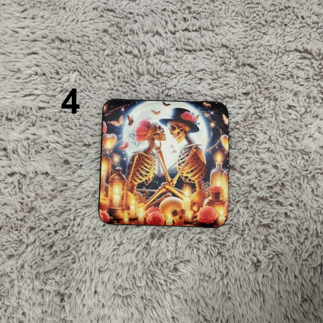 Têtes de mort - N° 4