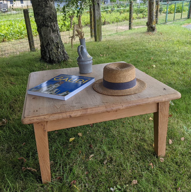 Table basse carrée