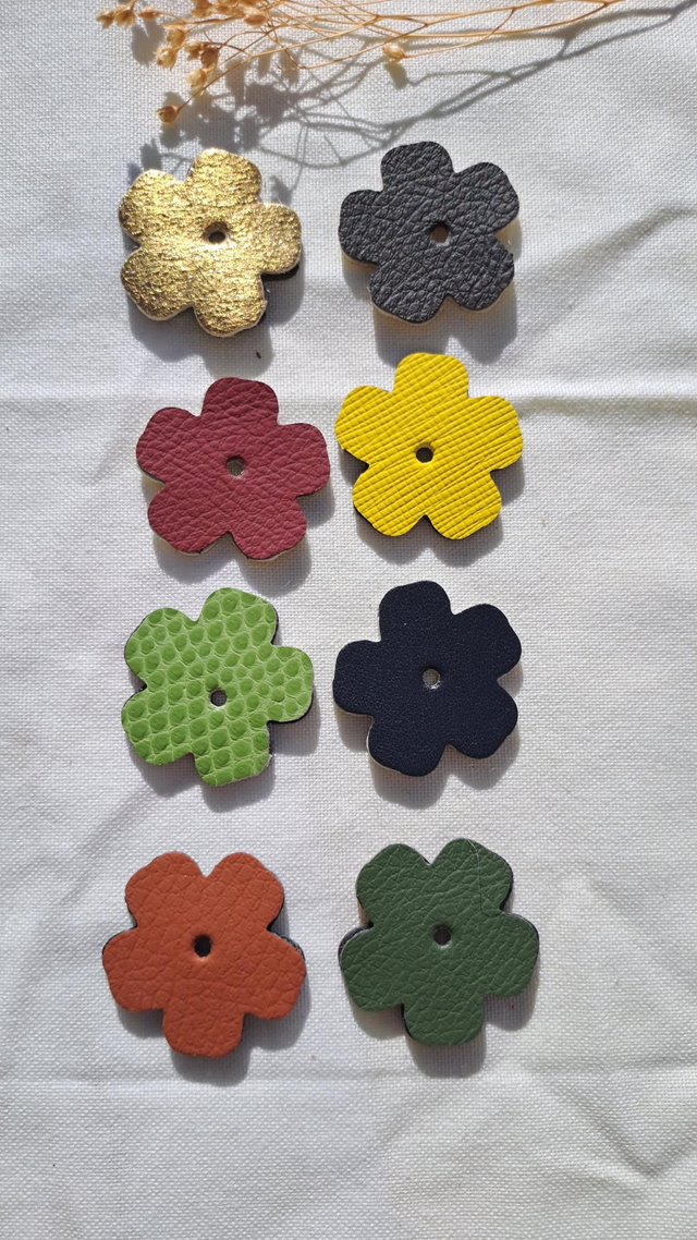 Pampilles en matières végétales vendues par paire (sans créoles)