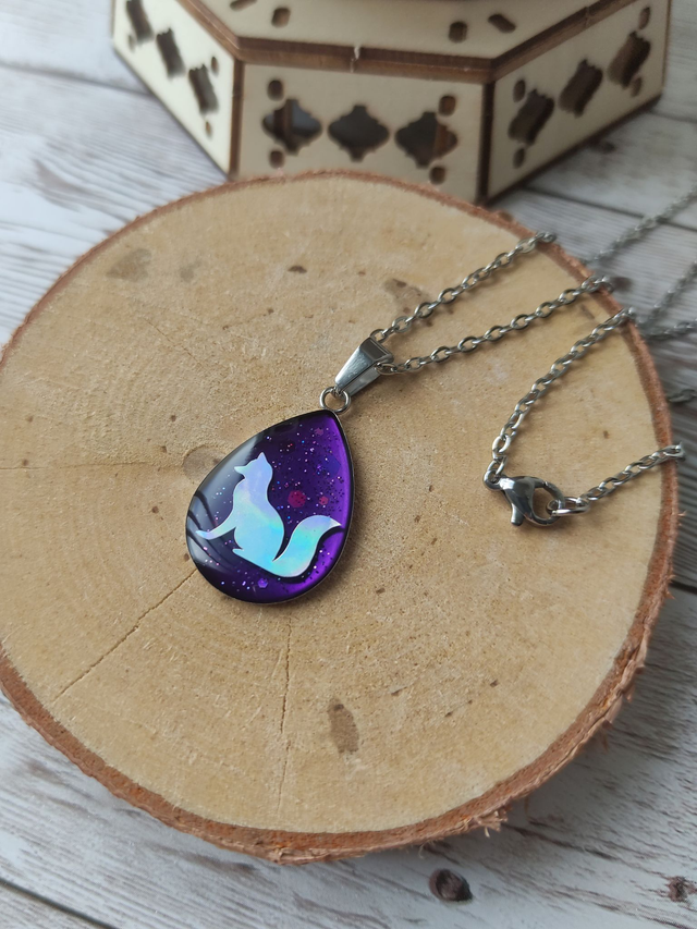 Collier &quot;Totem&quot; Renard violet  