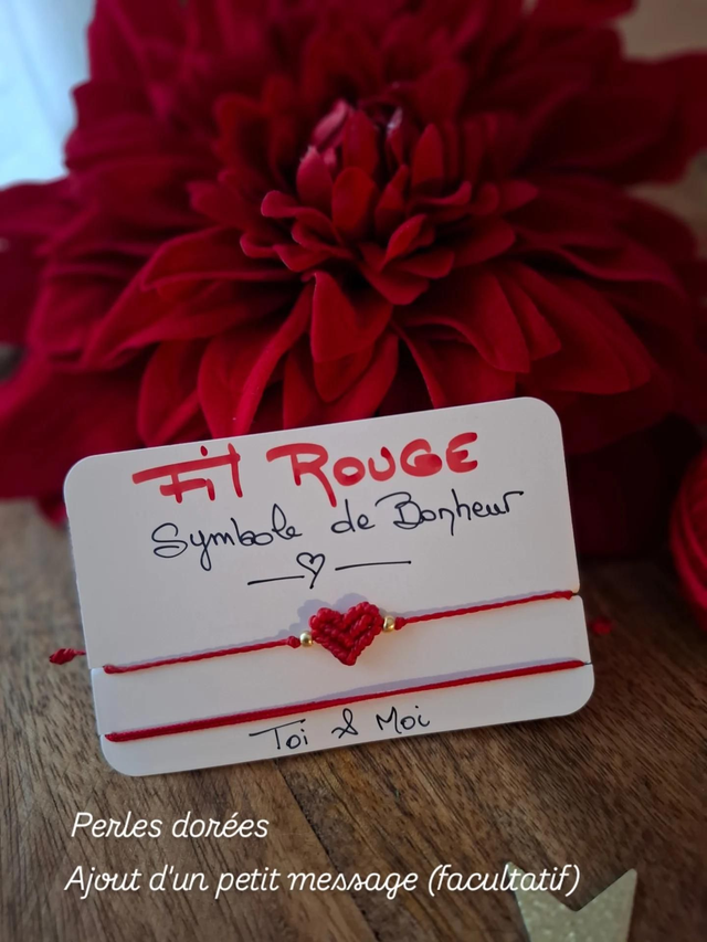 Fil rouge ❤️ - Perles dorées 