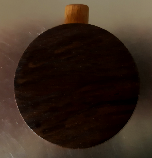 Schnupftabakdose aus Walnussholz, Einzelstück, groß für ca. 25 g Tabak