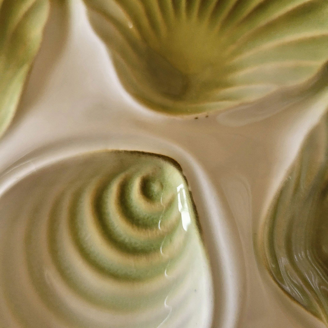 X Assiettes à huîtres avec plat vintage Moulin des Loups Orchies (12 assiettes et un plat)