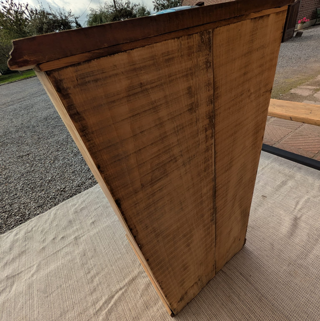 Confiturier en pitchpin