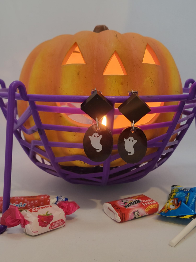 Boucles d&#039;oreilles petit Ovale