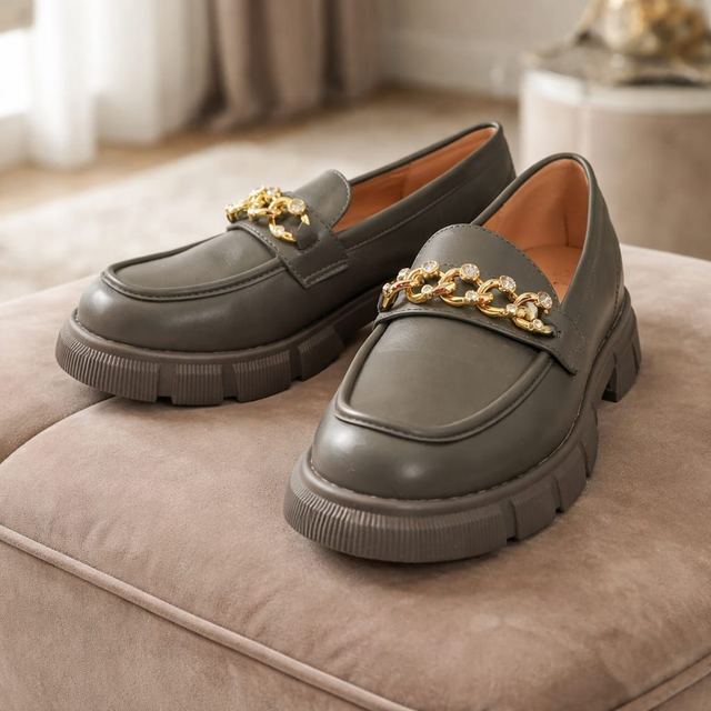 Halbschuhe/Loafer (Gr. 41)