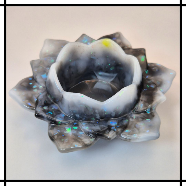 Handmade Resin Lotus Flower Tealight Holder – Black, White &amp; Iridescent Flake | Decorative Mindfulness Home Décor - LTH-003