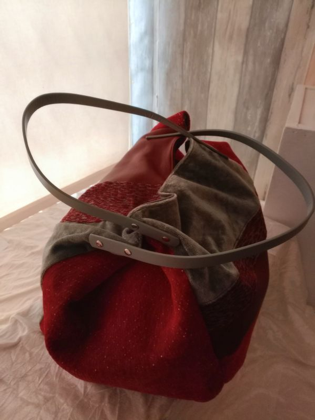 Grand sac cabas cube fait main cuir et velours harmonie bordeaux et gris