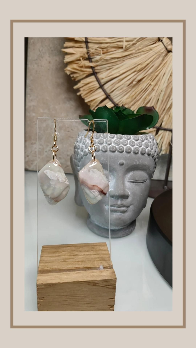 Boucles d&#039;oreilles &quot;la naturelle&quot; forme pierre 