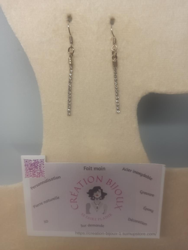 Boucle d'oreille strass 