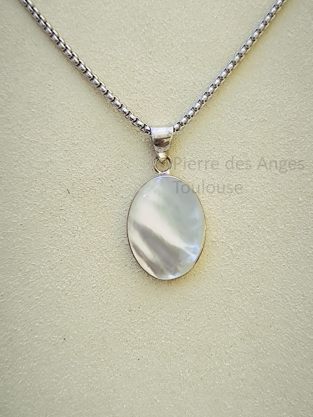 Pendentif Nacre Blanche