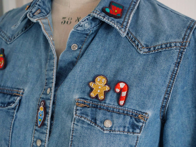 Pins Spécial Noël (Pins brodés main et machine)