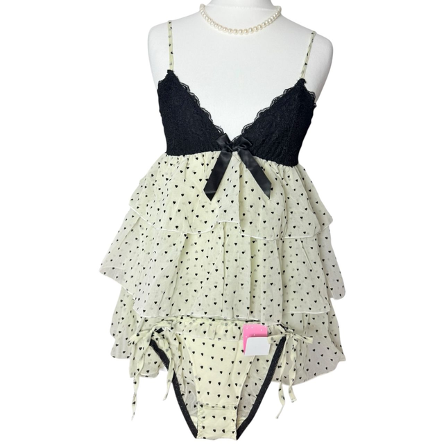 BNWT japanese brand cream and black heart polka dot babydoll and underwear pyjama set