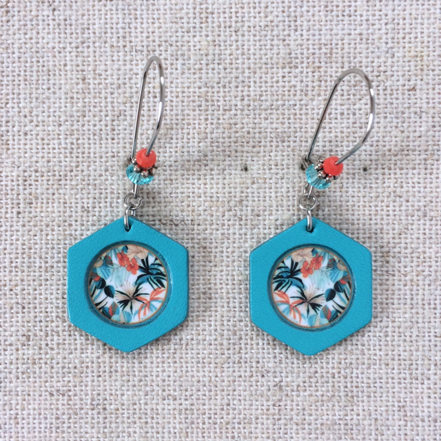 Boucles d’oreilles « Diapason » argentées, cuir turquoise vif et papier turquoise et orange